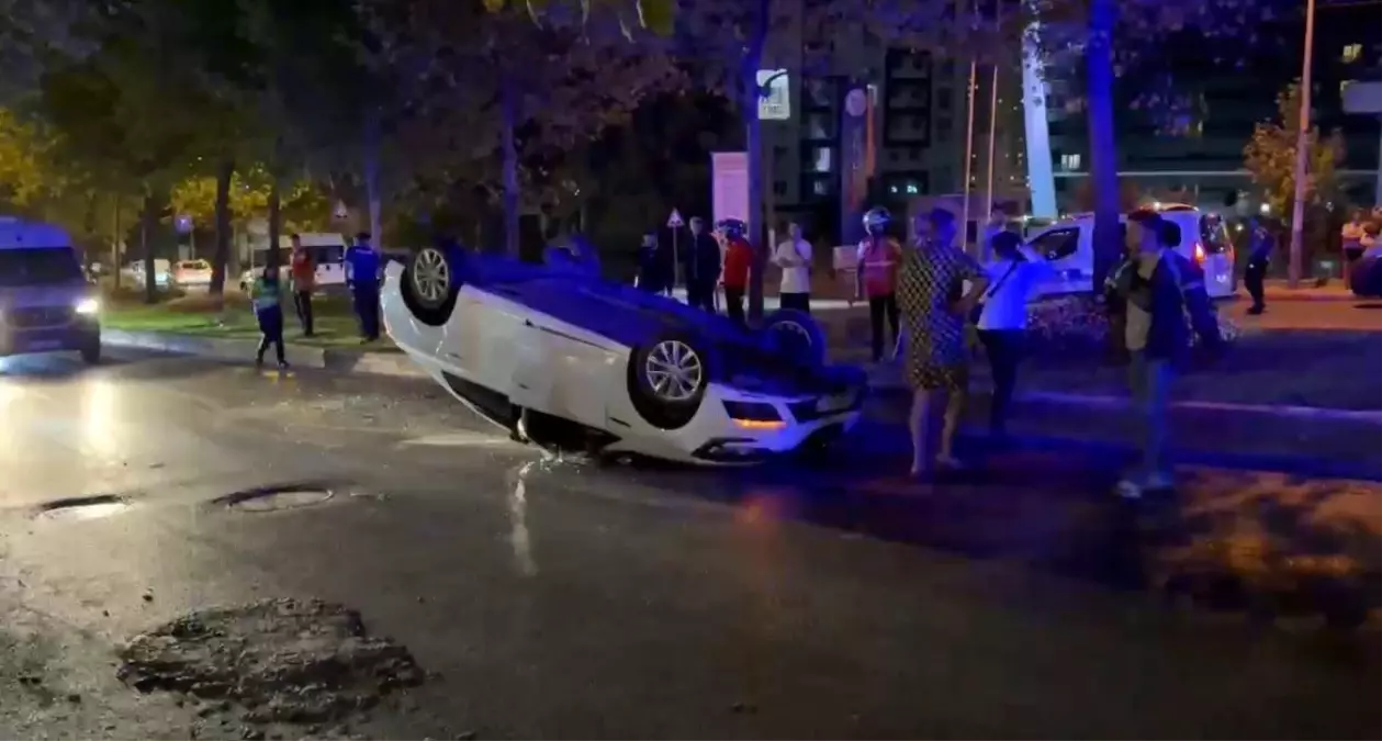 Esenyurt’ta Takla Atan Araçta Sürücü Yaralandı