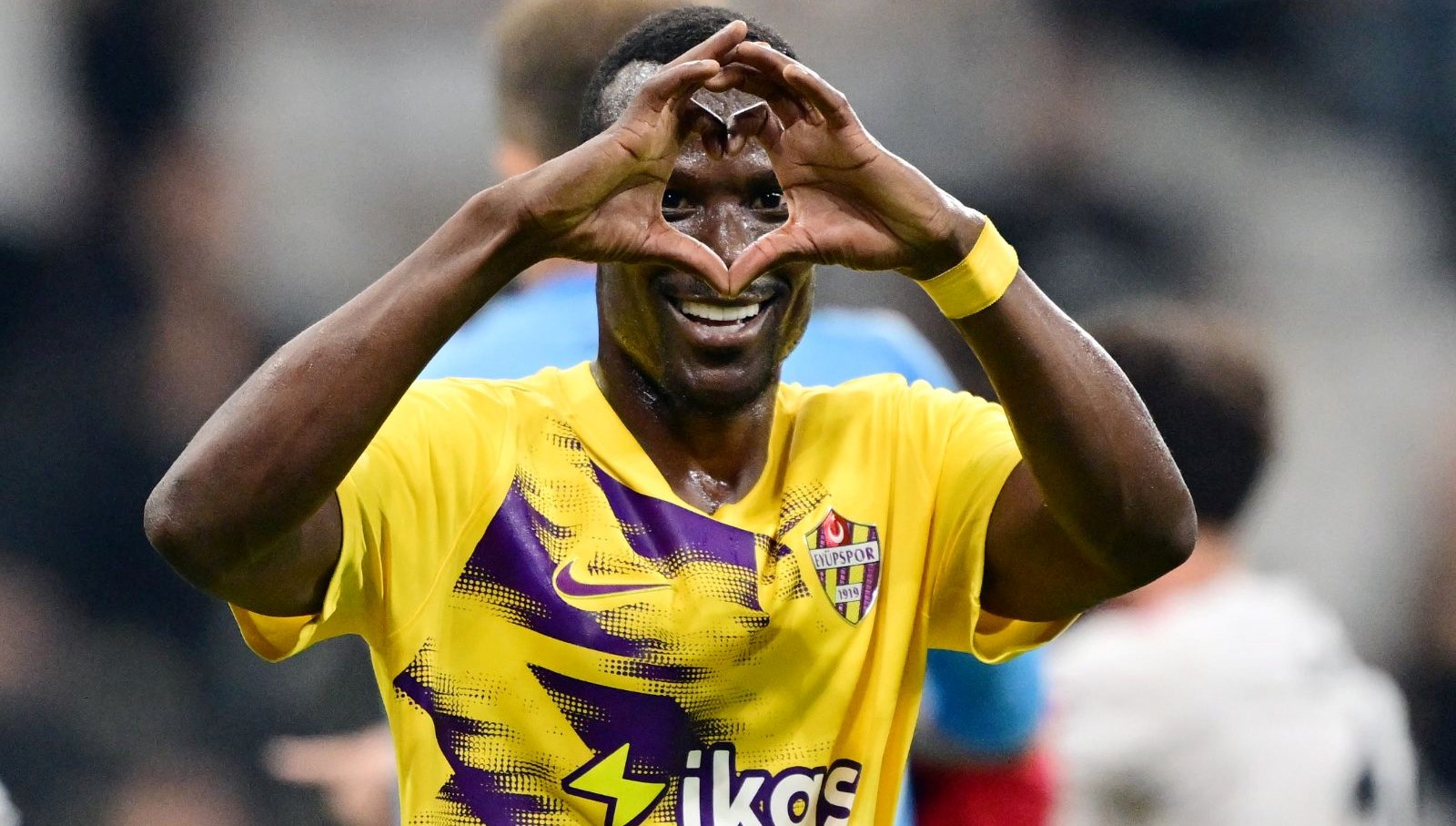 Eyüpspor, “dört büyükler” ile oynayacağı maçlarda Atatürk Olimpiyat Stadyumu’na geçecek