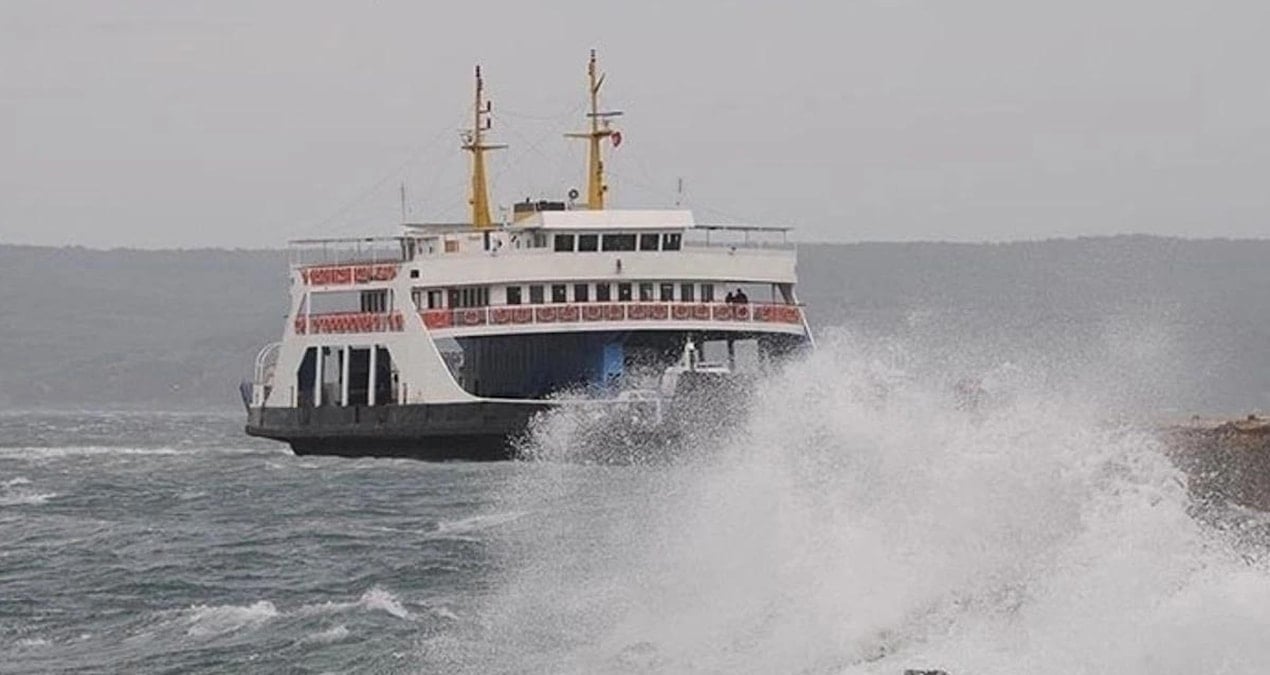 Güney Marmara’da feribot seferlerine ‘fırtına’ engeli
