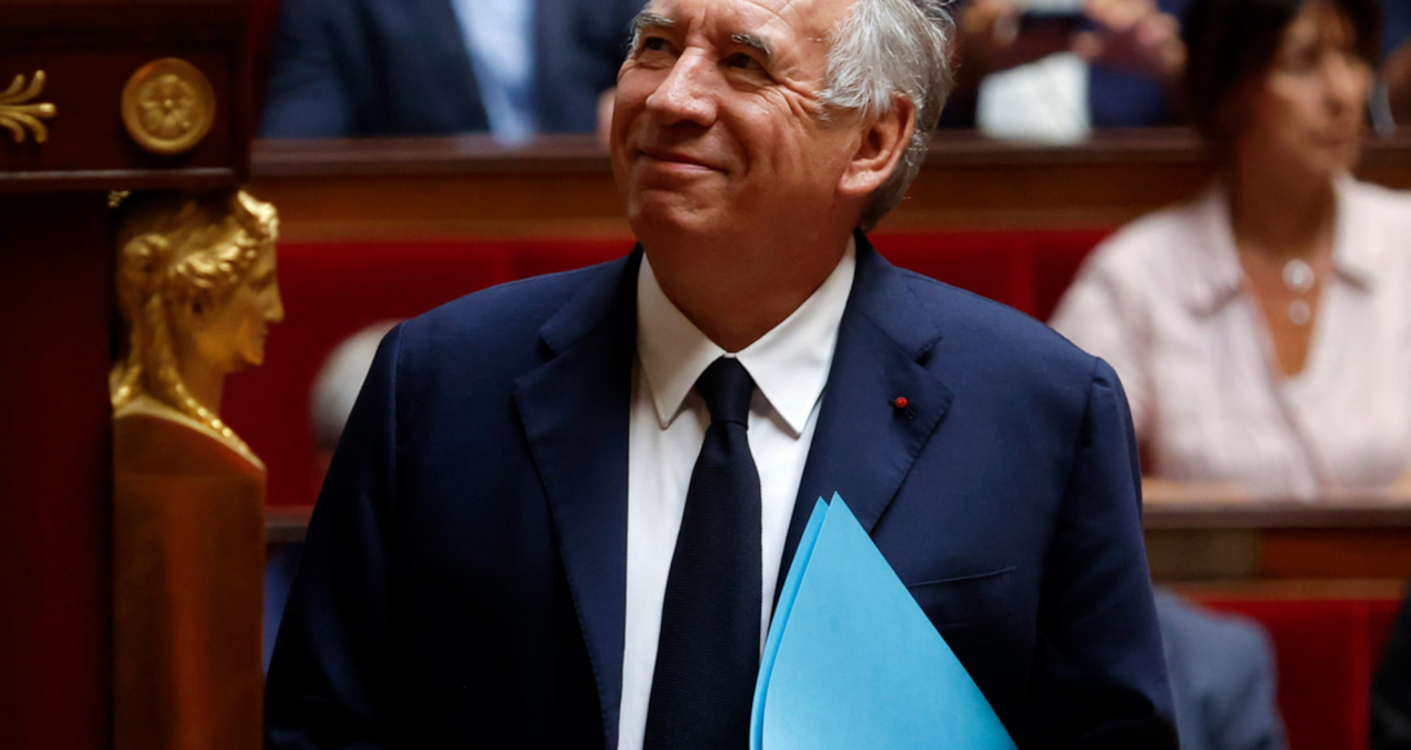 Üçüncüsü de dayanamadı: Fransa’da bir başbakan daha istifa etti