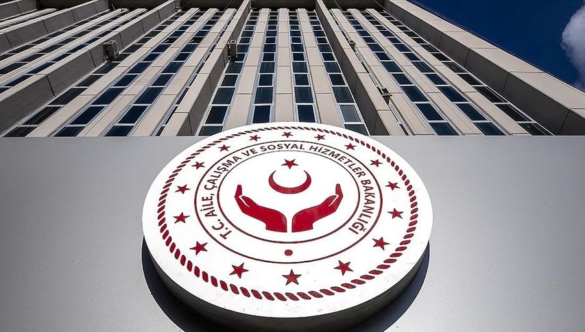 Aile ve Sosyal Hizmetler Bakanlığı Görevde Yükselme ve Ünvan Değişikliği Sözlü Sınavı Saatinde değişiklik