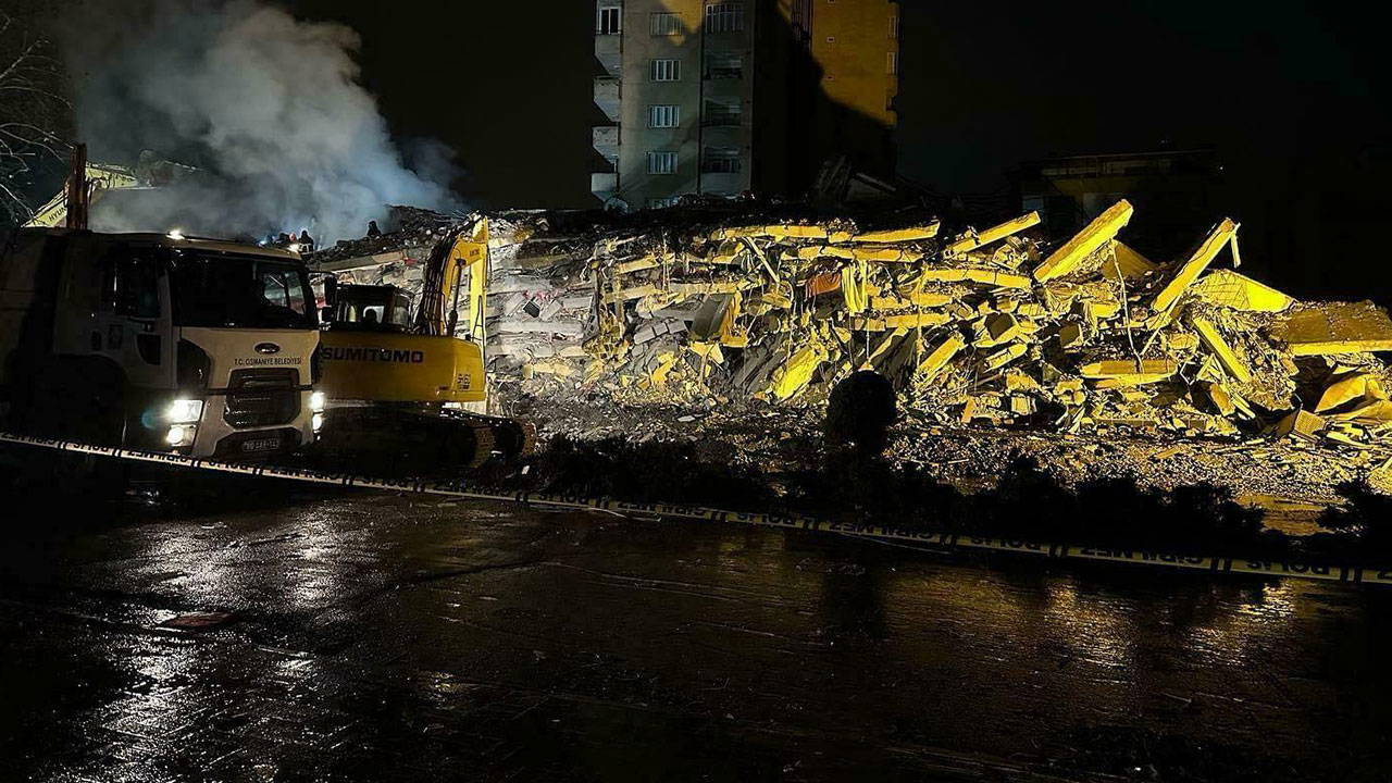 Kahramanmaraş depremlerinde 105 kişiye mezar olmuştu… ‘Bilge Sitesi’ davasında kritik gelişme: Müteahhitlere 15 yıl hapis, sanıklara beraat!