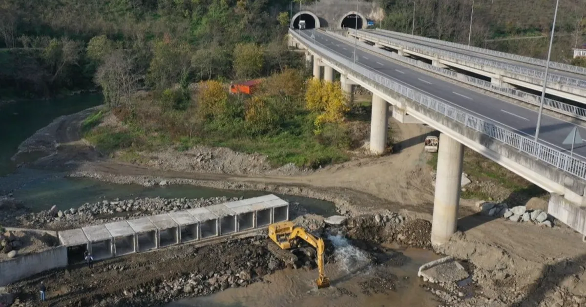Ordu’da Akçaova Irmağı’na sel önlemi