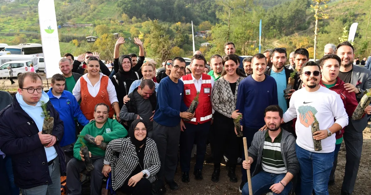 Osmangazi Belediyesi kitapları fidana dönüştürdü