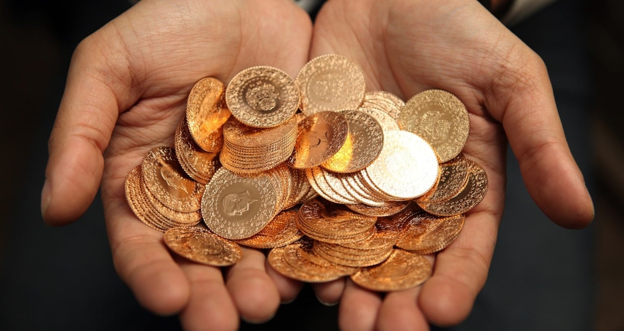 Altın yine oynak: Sabaha düşüşle başladı!