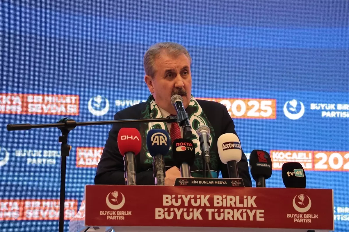 Destici: Nüfus, Devletin Temelidir