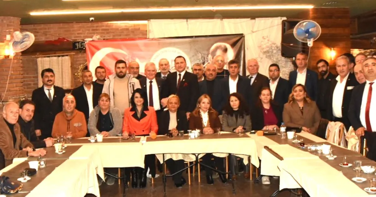 Manisa Dostlar Meclisi’nde demokrasi buluşması