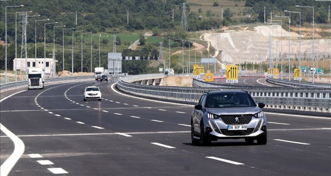 ‘Müteahhitler Bakan olsa bu kadarını yapmazlardı’