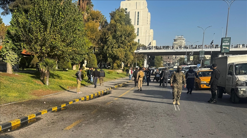 Şam’da otel önünde patlama