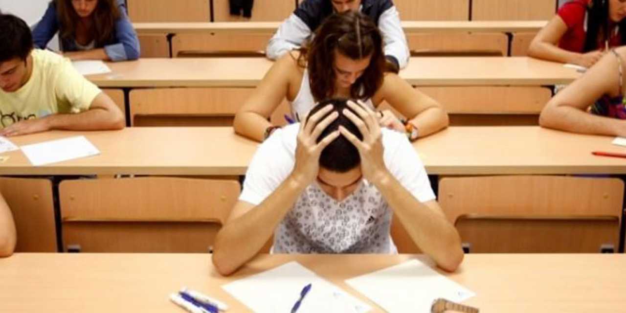 Üç ay yaz tatili kalkıyor: Öğrencilere kötü haberi verdi