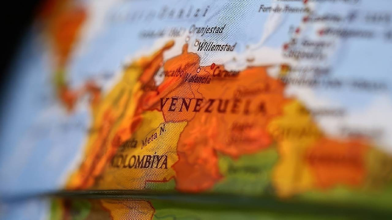 Venezuela: ABD'nin hava saldırısında 463 ev hasar gördü