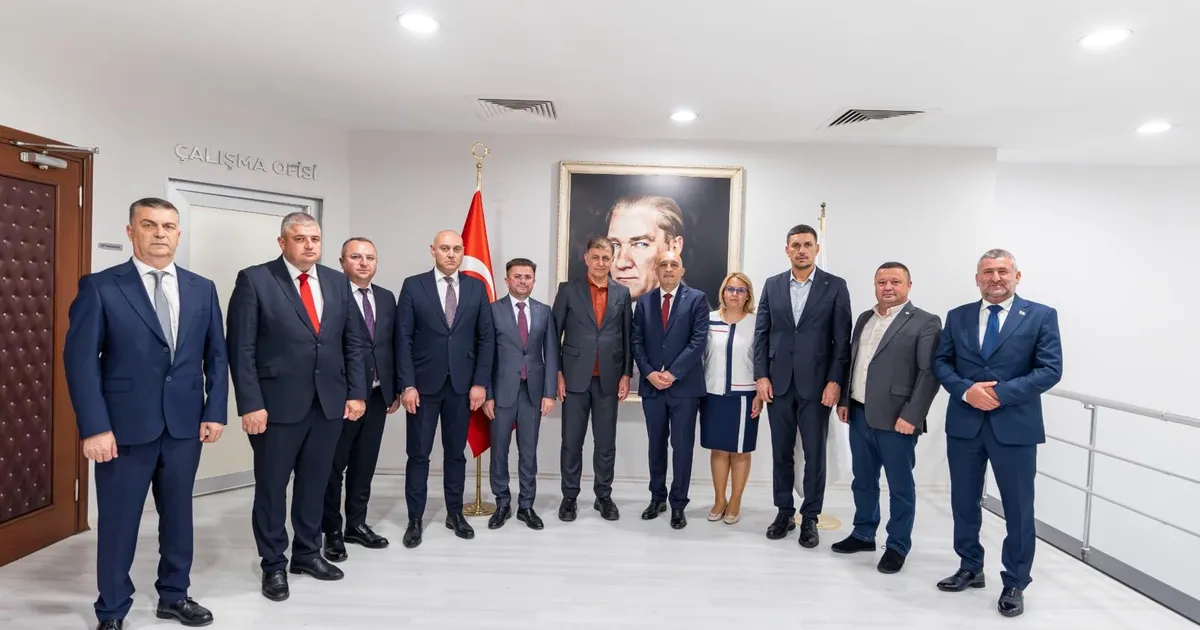 Baskan tugay dostlugumuzu ortak projelerle buyutelim tswGHV2e